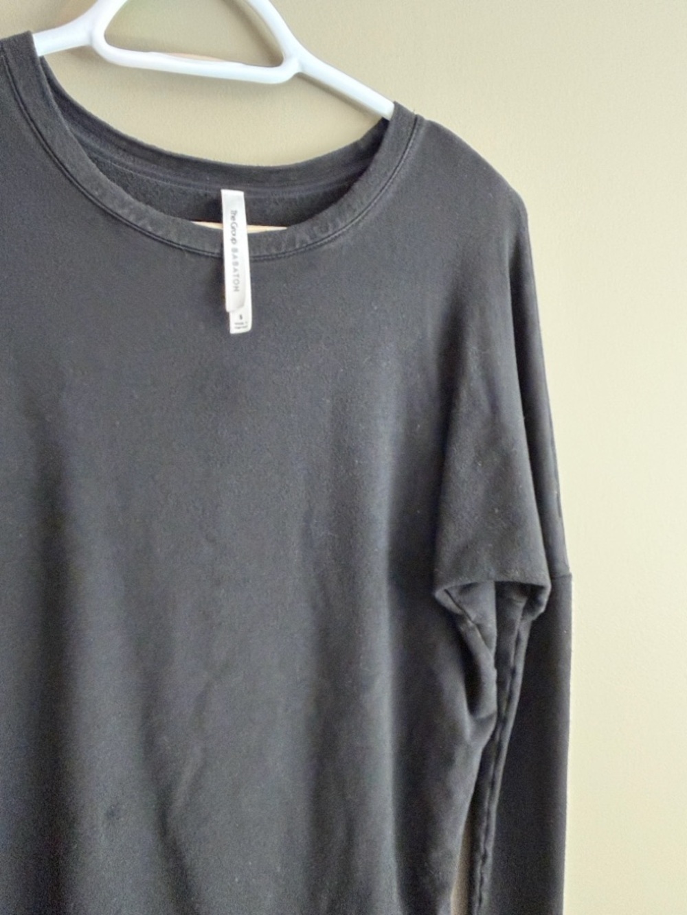 Babaton Black Crewneck Pullover size small free w/ bundle purchase - Picture 4 of 7